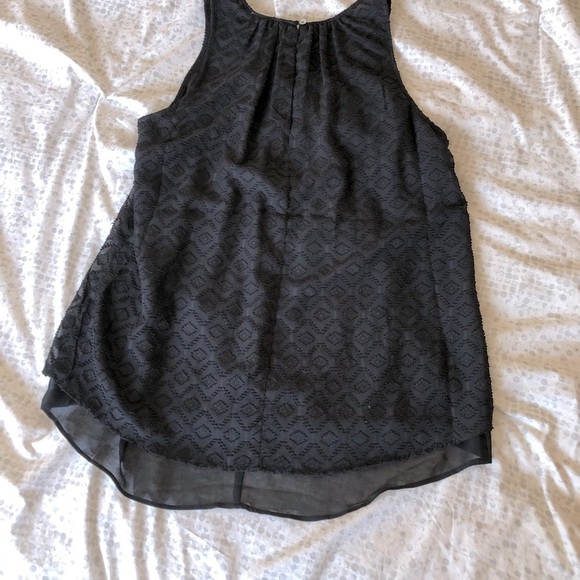 ⭐️2 FOR $20⭐️ D2R Long flowy black blouse - medium - Picture 8 of 9